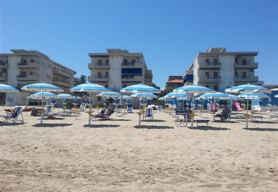 RESIDENCE MAREVERDE - Palmová riviéra - Silvi Marina