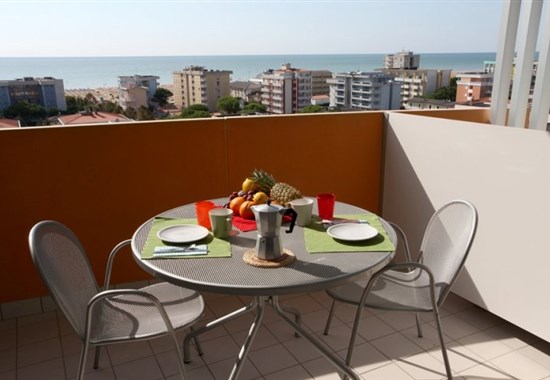 RESIDENCE TORRE DI NOE - 