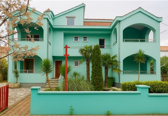 VILA IVANA - 