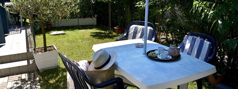 giardino-appartamento-vacanze-a-jesolo-ilios-residence-1982033100