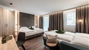 HOTEL VITAURINA ROYAL