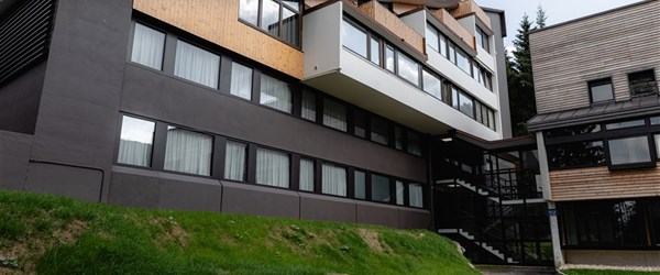 ⛷️ Nové apartmány 4LOTTO v Piancavallu – na svah jen pár kroků!