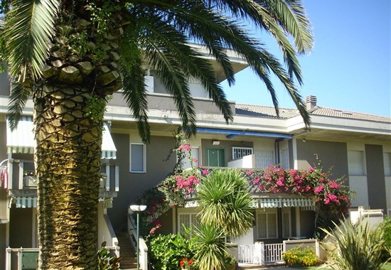 RESIDENCE LEONARDO - Palmová riviéra - Silvi Marina