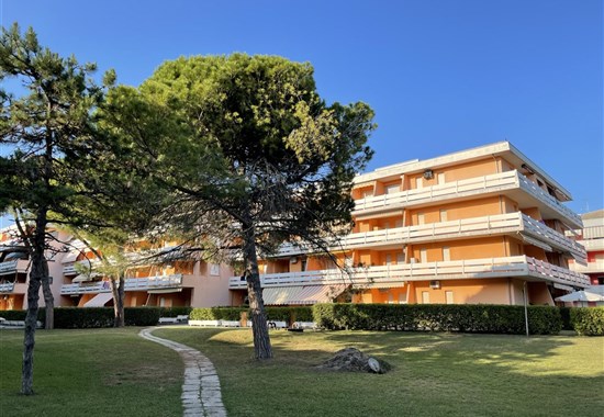 APARTMÁNOVÝ DŮM LANDORA/BILOBA/ATOLLO/CARINA/SILVIA - 